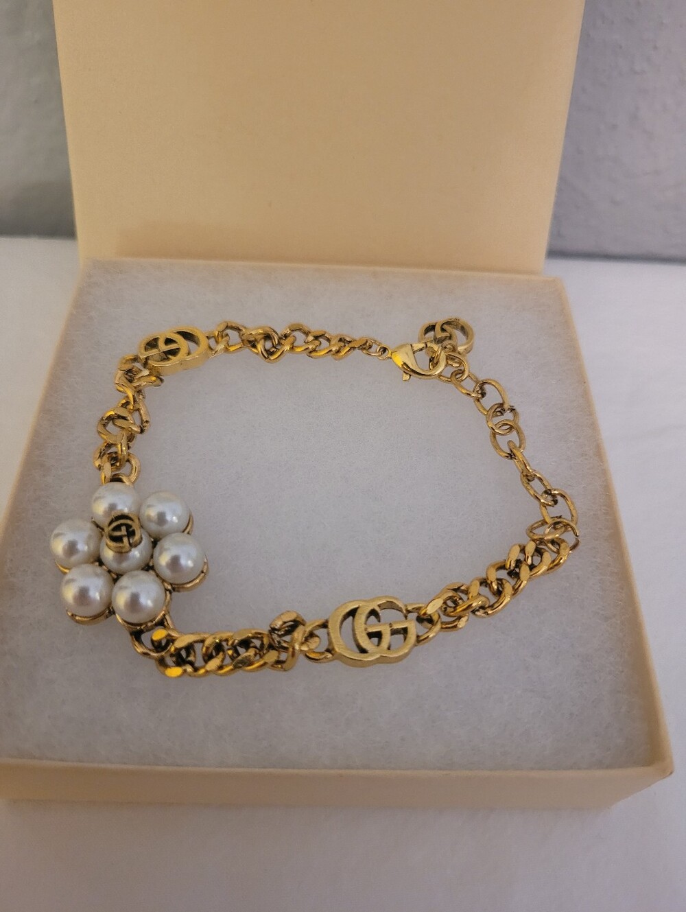 Luxury Style Bracelet - Picture 7 of 7